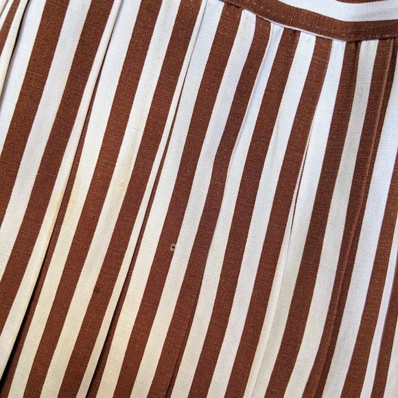VTG Brown Striped Pleated Skirt - Picture 6 of 11